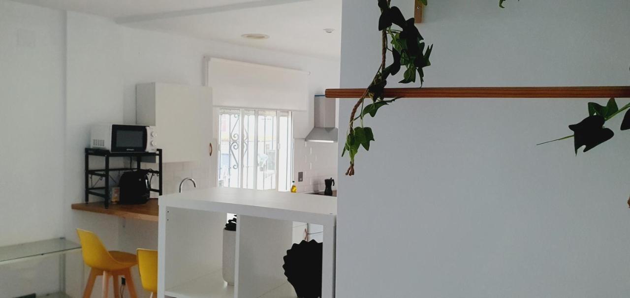 Apartamentos La Libertad Estepona Kültér fotó